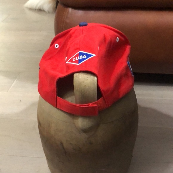 Cuba Baseball Hat - Picture 2 of 4